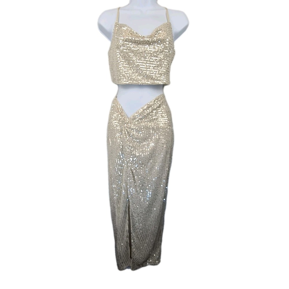 Forever 21 Sequin Ivory Two Piece Outfit Women's Small Top And Skirt Shiny Party